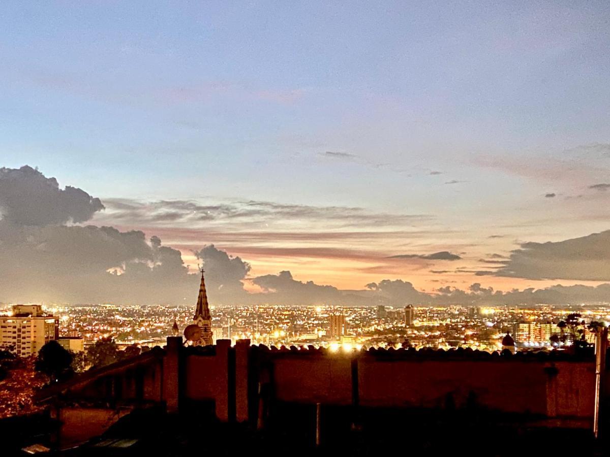 Xia Xue House La Candelaria - Bogota 360 City View Eksteriør bilde